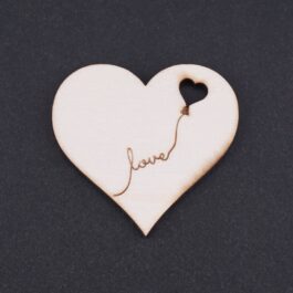 Dekoherz "liebe" mit ausgeschnittenem Herz